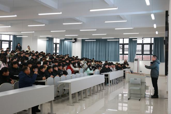我院举办中国特色学徒制“英才班”宣讲会